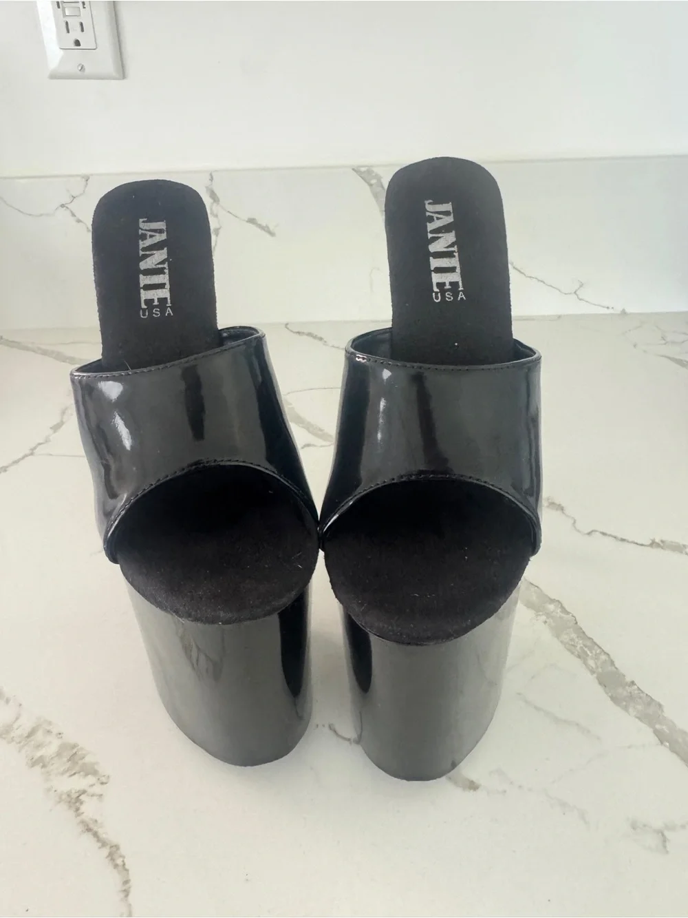 Jante Black High Gloss Platform Slide Heels